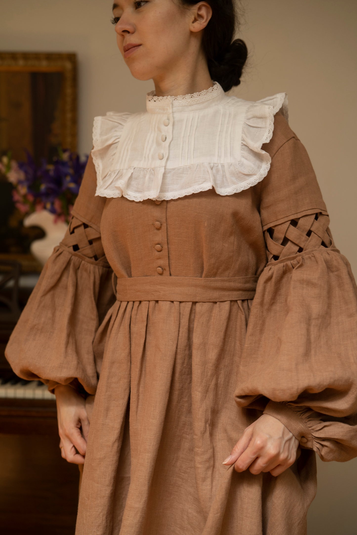 Romantic Collar with Ruffles and Lace Trim