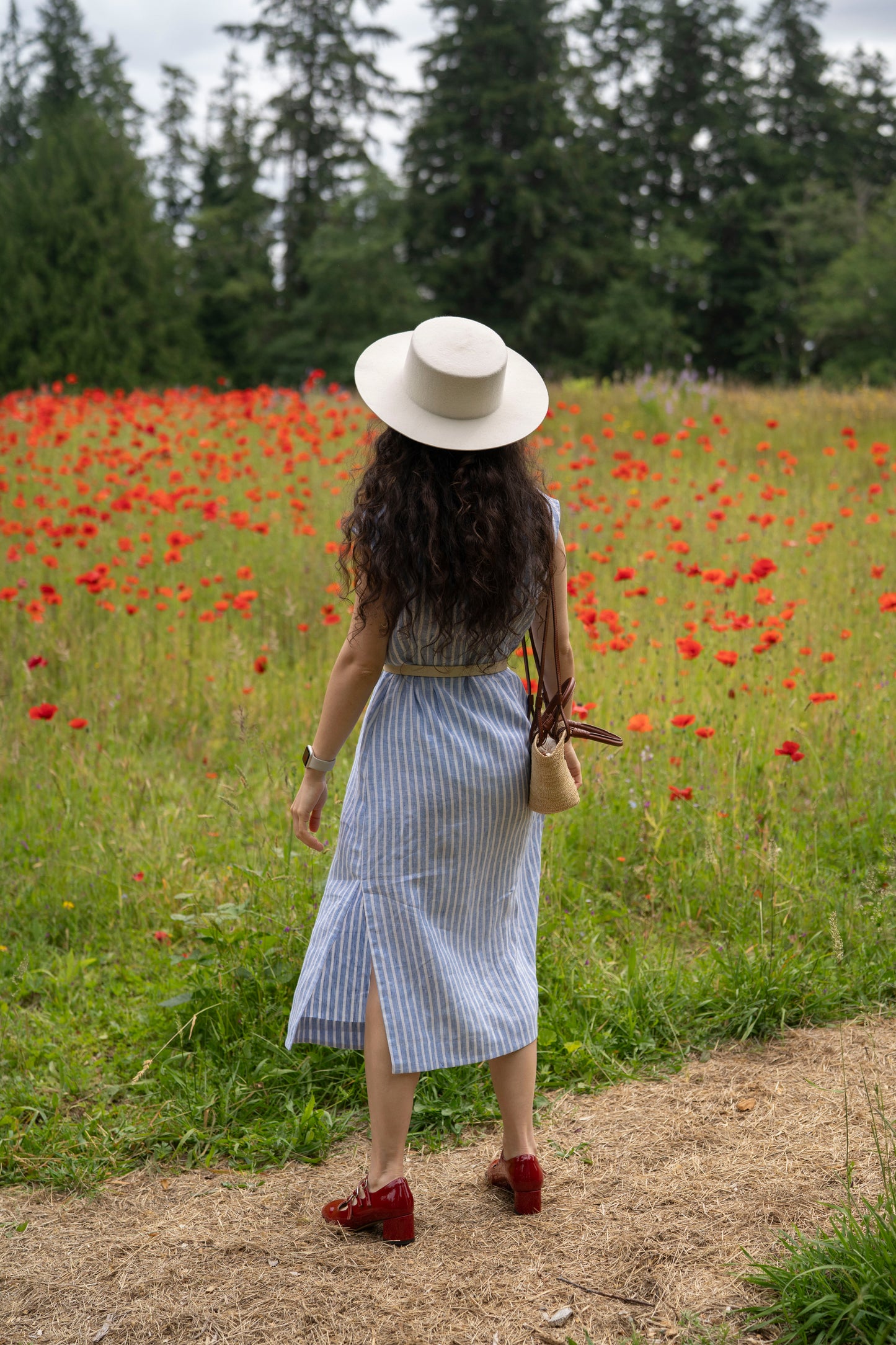 Gestreiftes Leinenkleid | Versandfertig