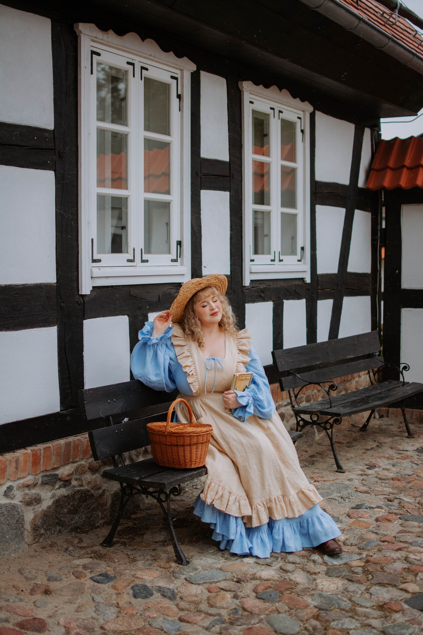 Meg Pinafore | Linen pinafore