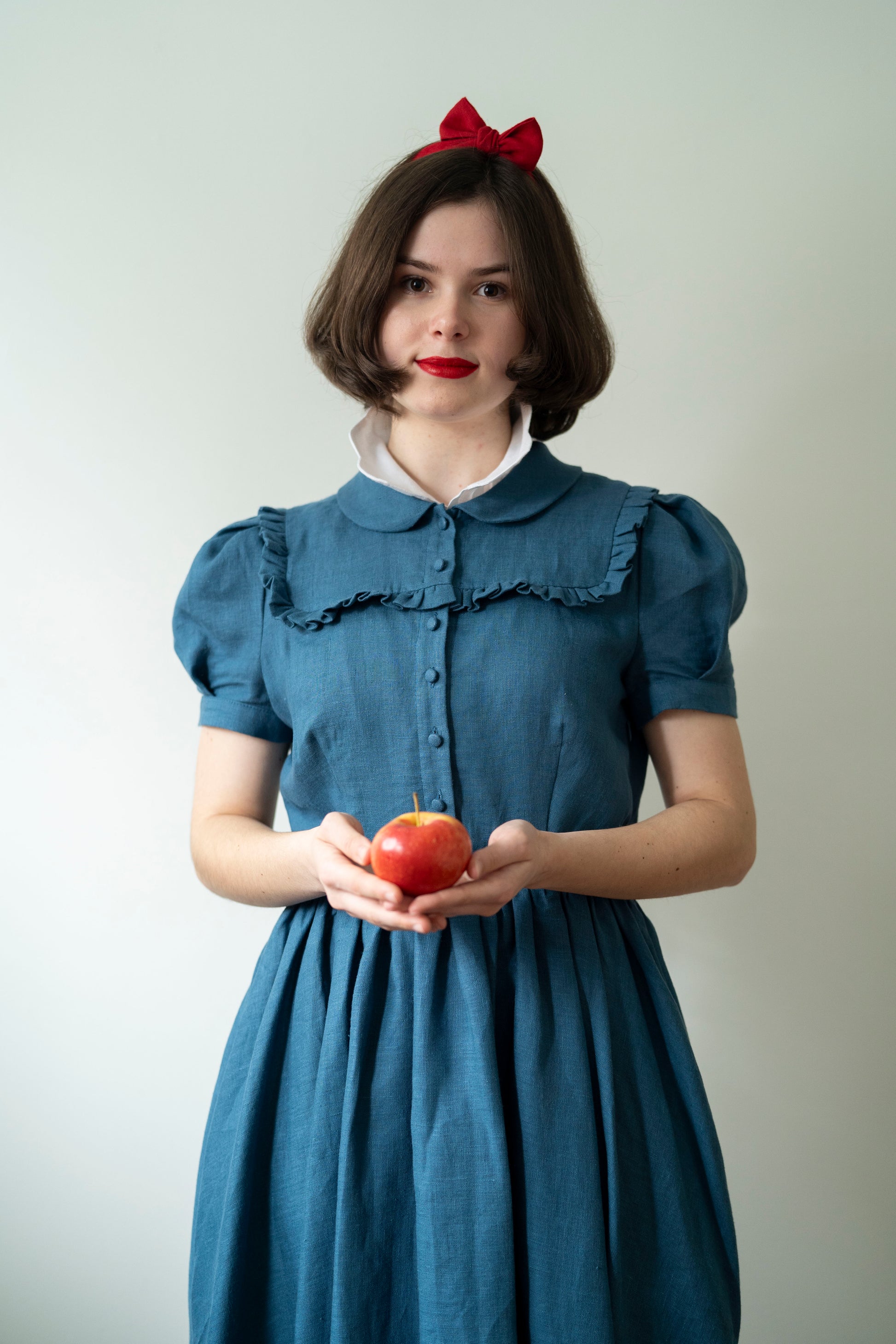 Amy linen Dress with short sleeves LittleWomenAtelier Amy linen Dress with short sleeves LittleWomenAtelier