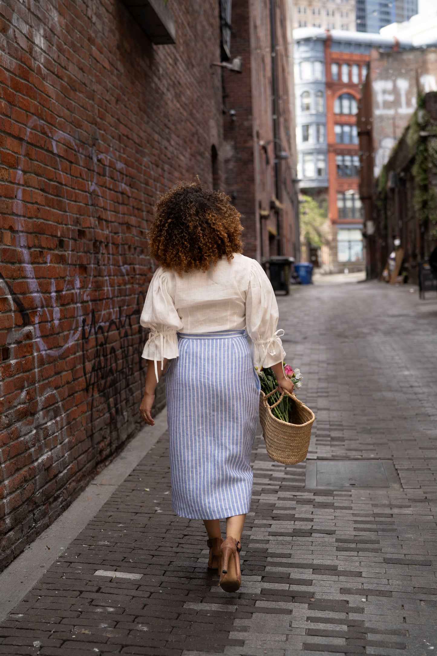 Wrap linen skirt striped and white linen blouse