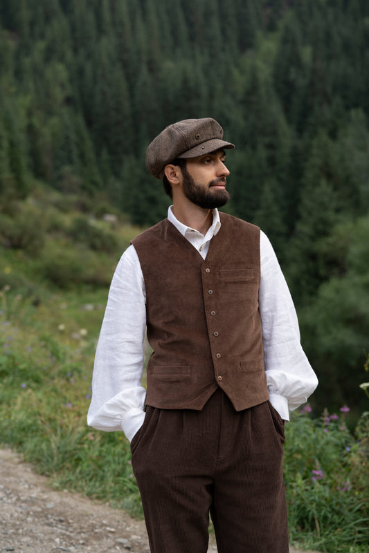 Men's Corduroy Vest in Chocolate