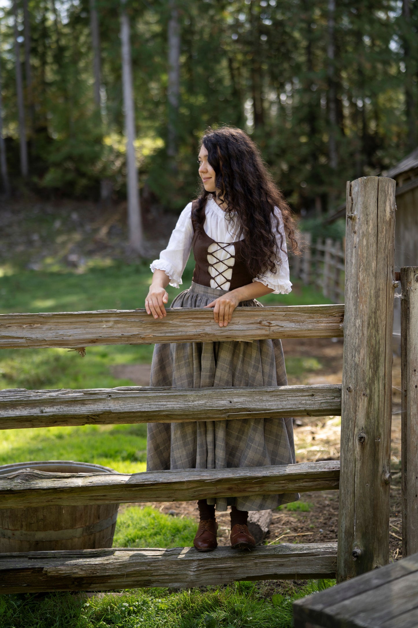 Meg Linen Skirt in Plaid