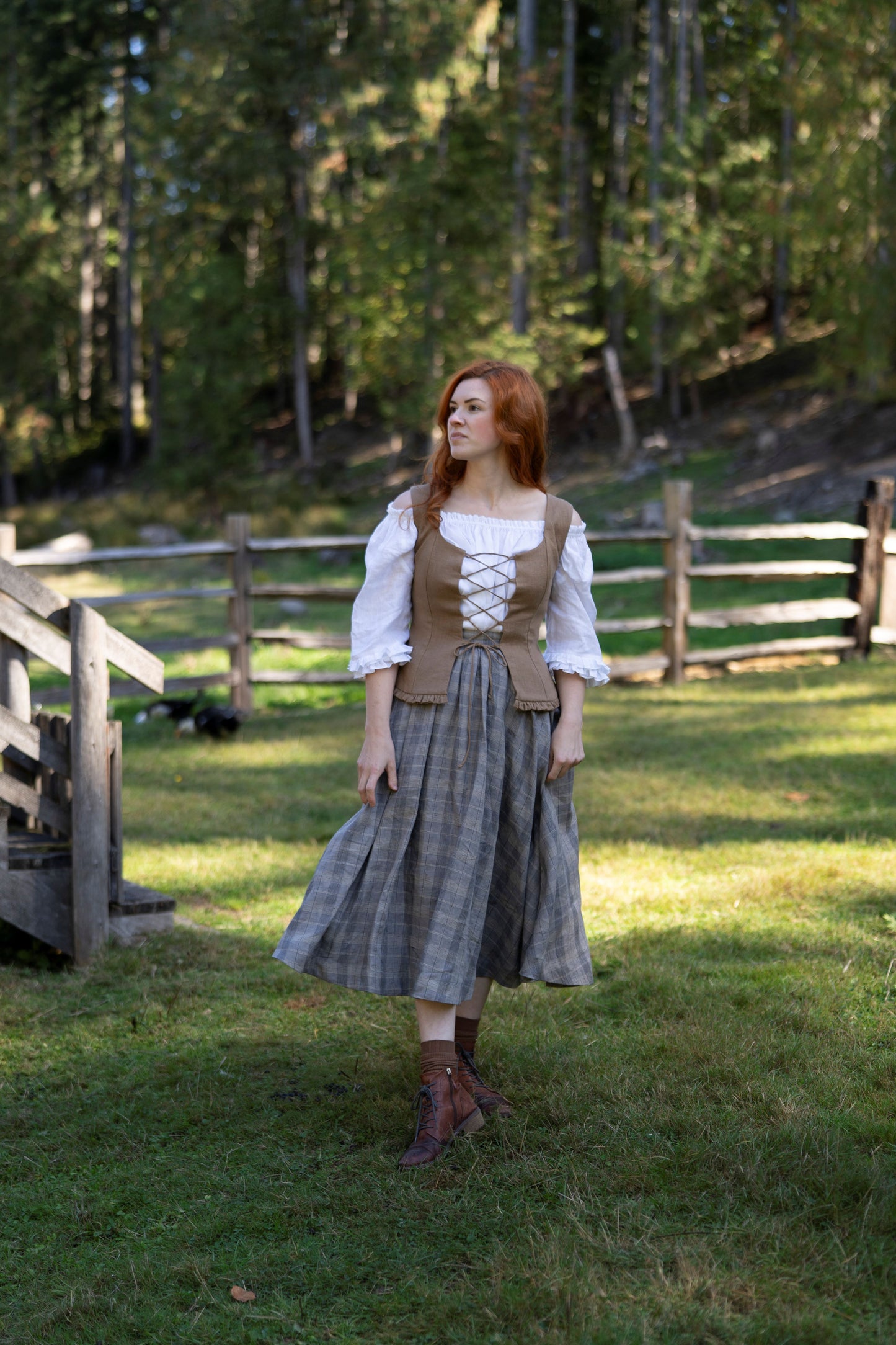 Meg Linen Skirt in Plaid