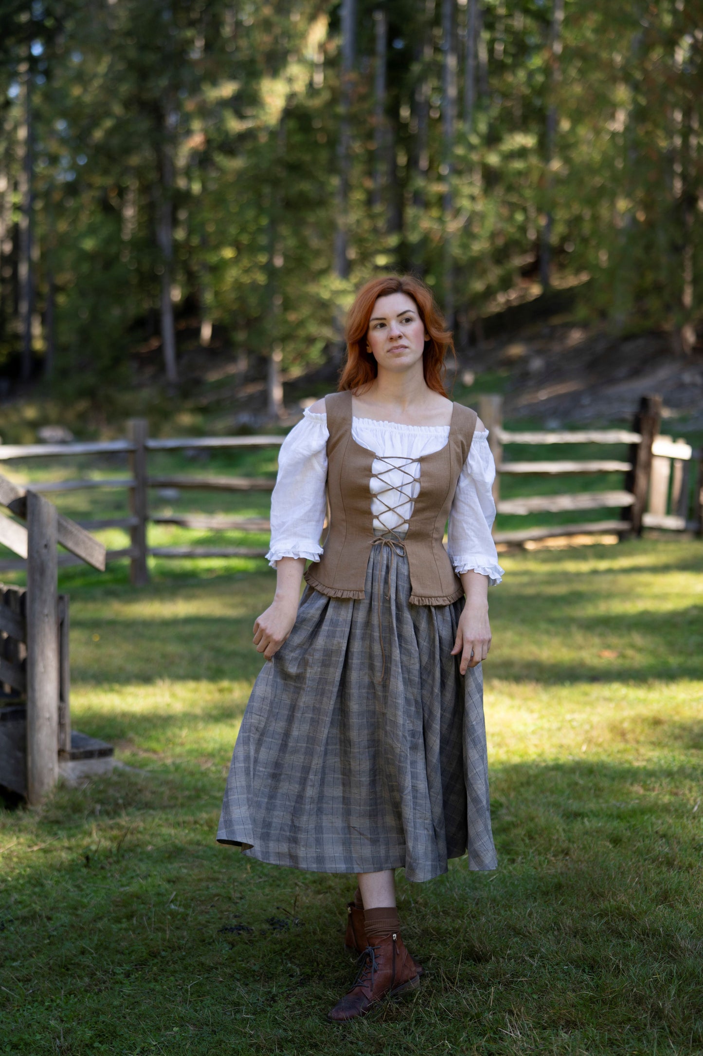 Meg Linen Skirt in Plaid