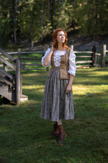 Meg Linen Skirt in Plaid