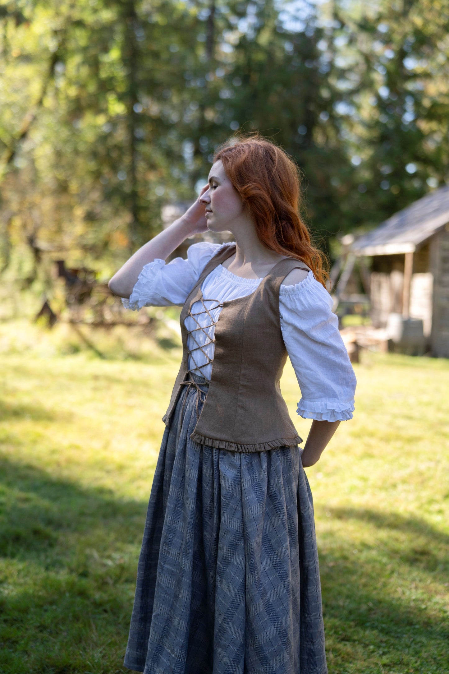 Faye Linen Bustier in gingerbread. A new collaboraton collection of Little Women Atelier and Kayla Lobermeier and Jill Haupt of @underatinroof. 