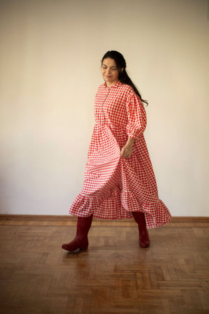 Meg Oversized Dress with 3/4 sleeves in Red Plaid