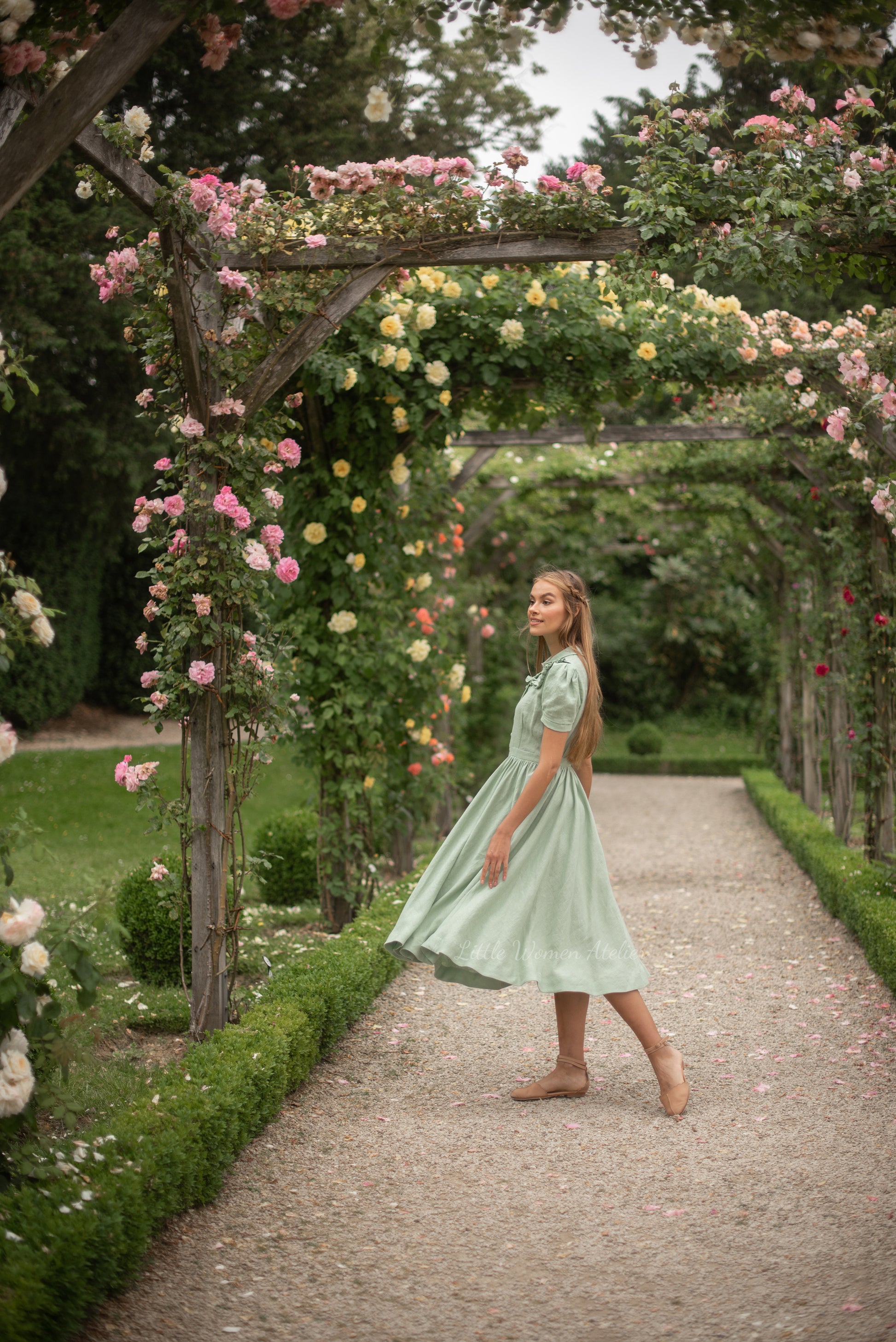 Amy linen Dress with short sleeves LittleWomenAtelier Amy linen Dress with short sleeves LittleWomenAtelier